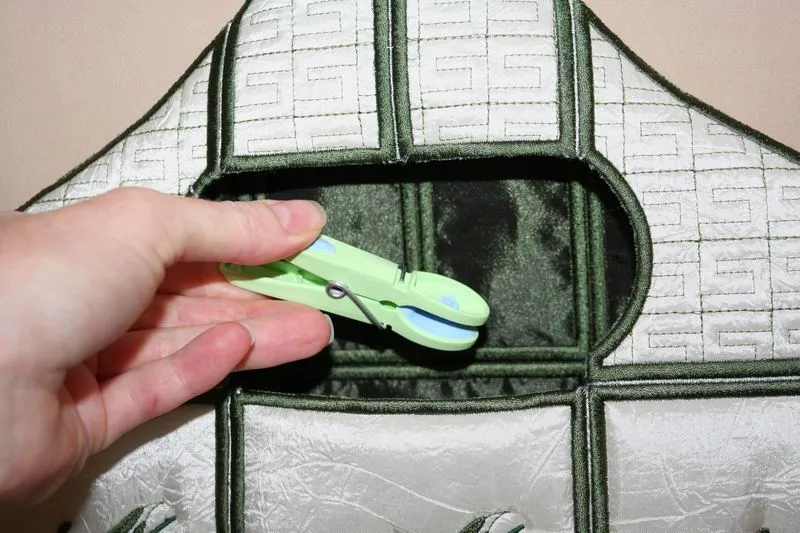 Olive Peg Bag