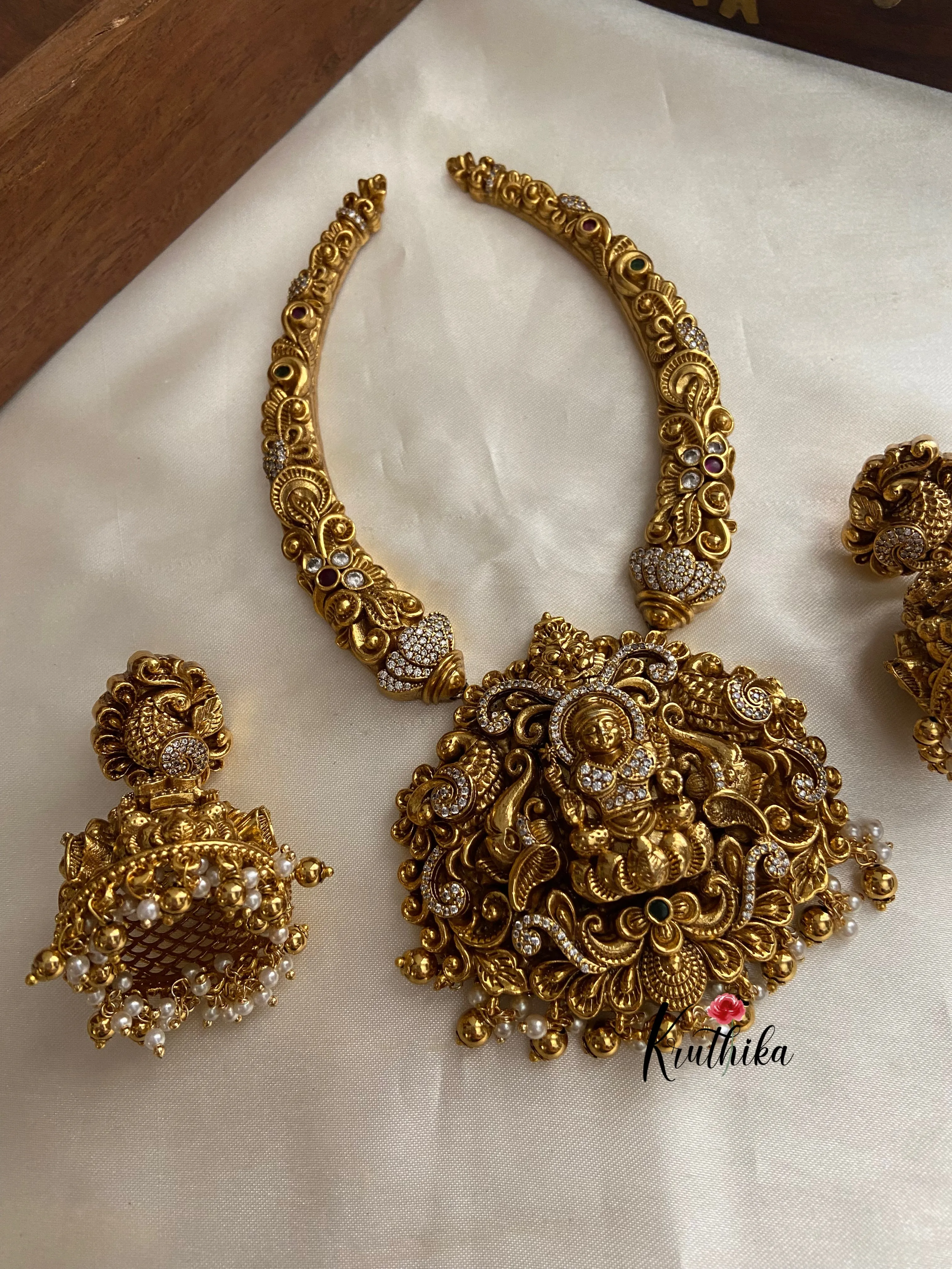 Premium polish Lakshmi devi pipe necklace NC753