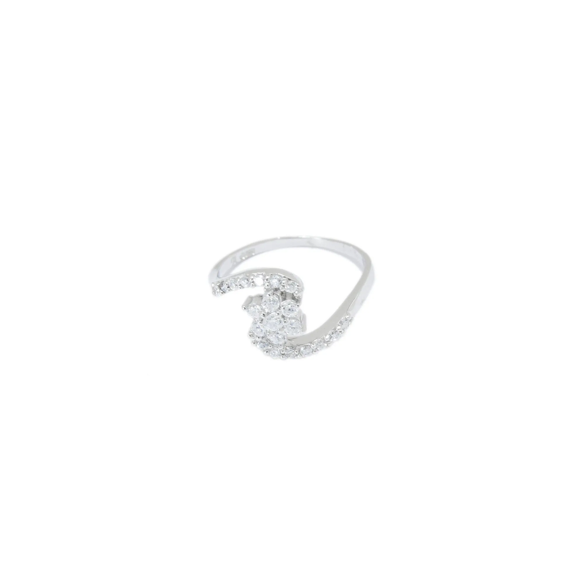 Sparkling Flower Ring