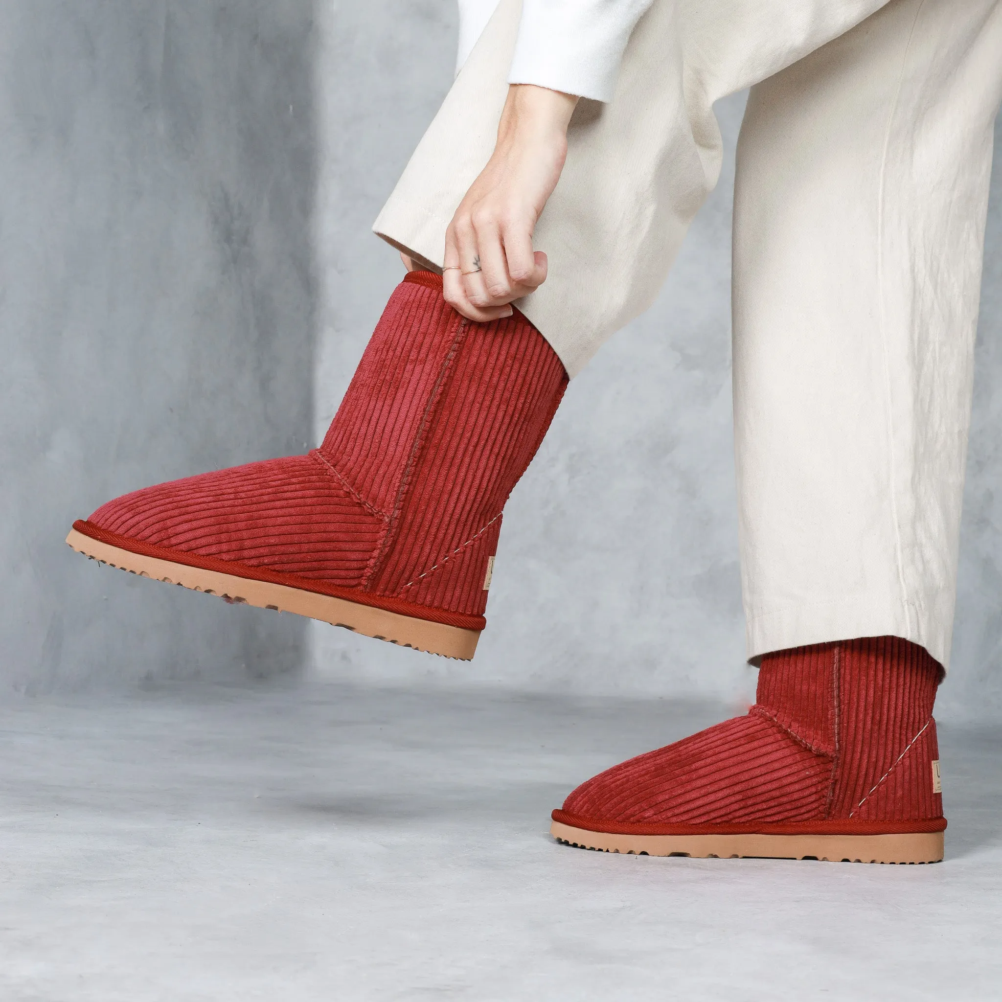 Women's Corduroy Mid